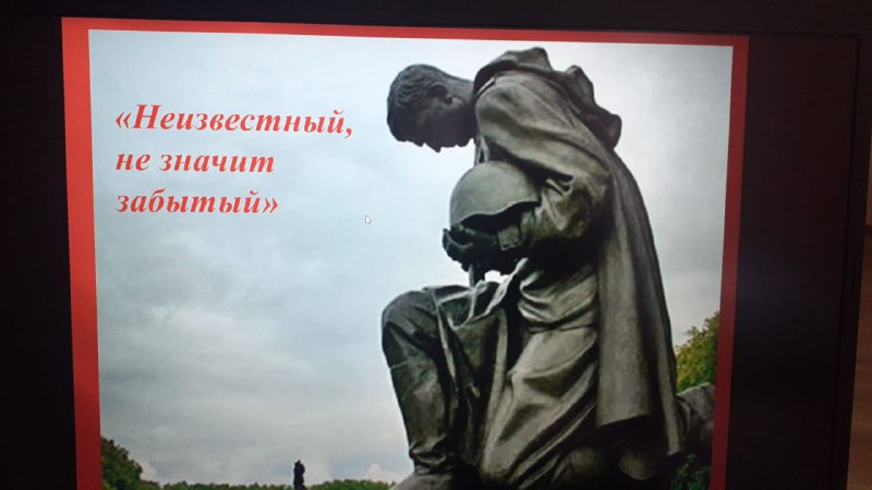 99190770.jpg